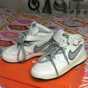Nike Uptowns high tops